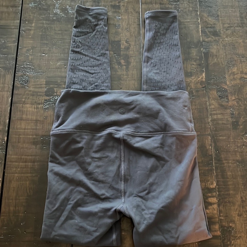 Lululemon Graphite Leggings Size 6